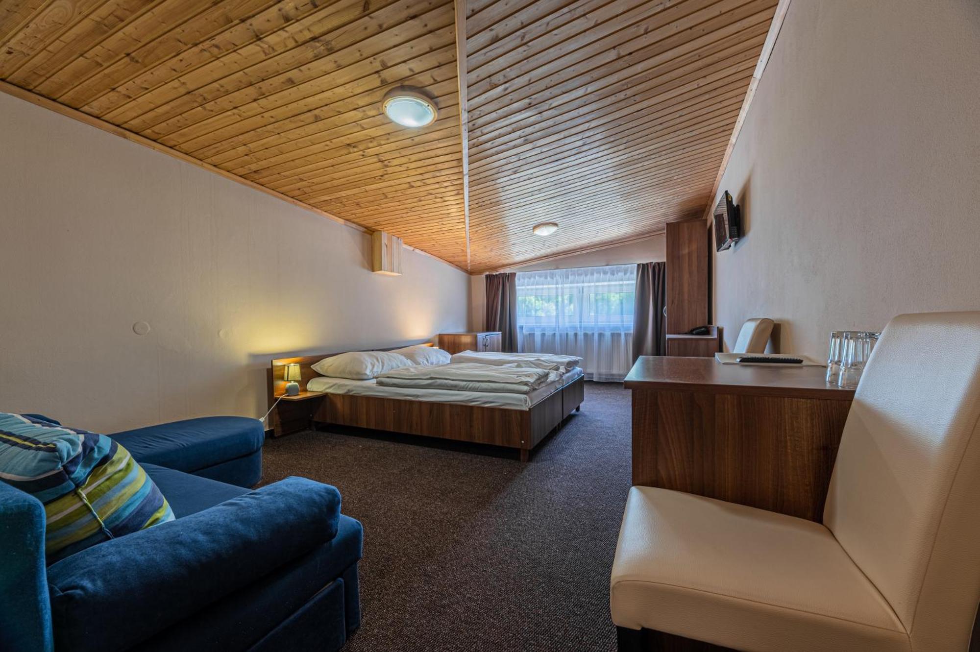 Grand Hotel Rooms Spišské Tomášovce Exteriér fotografie